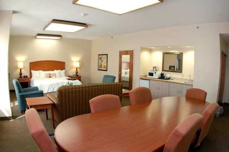 Surestay Plus Hotel By Best Western Stevensville St Joseph Room photo