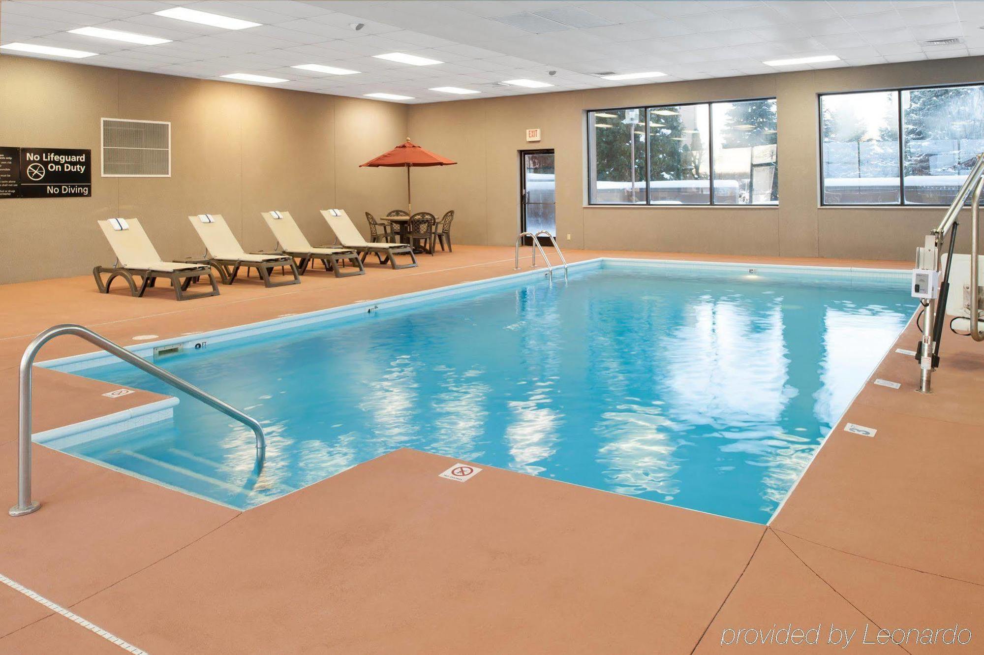 Surestay Plus Hotel By Best Western Stevensville St Joseph Exterior photo